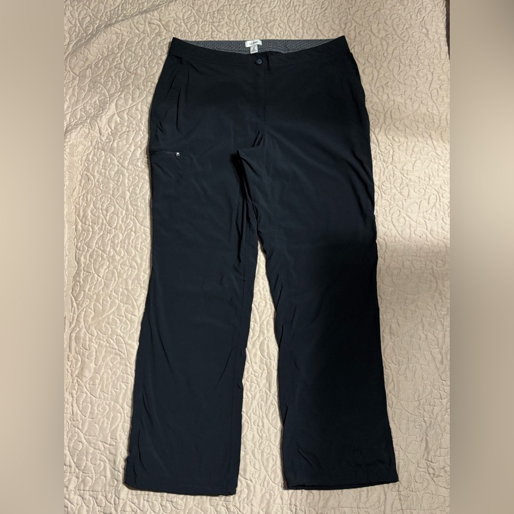 L.L. Bean Women’s Black Hiking Pants Zip Pocket Elastic Waist Outdoor Trail Sz14